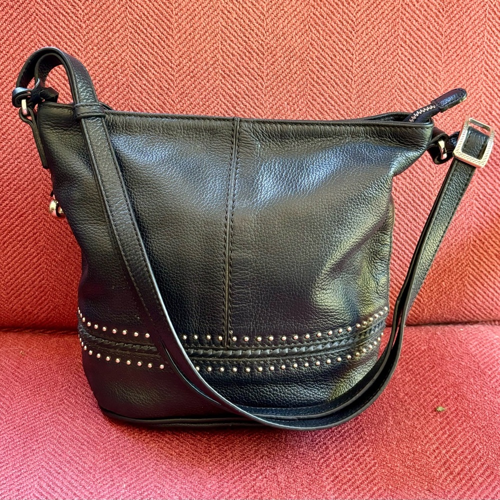 Brighton Leather Bucket Bag in Navy Blue